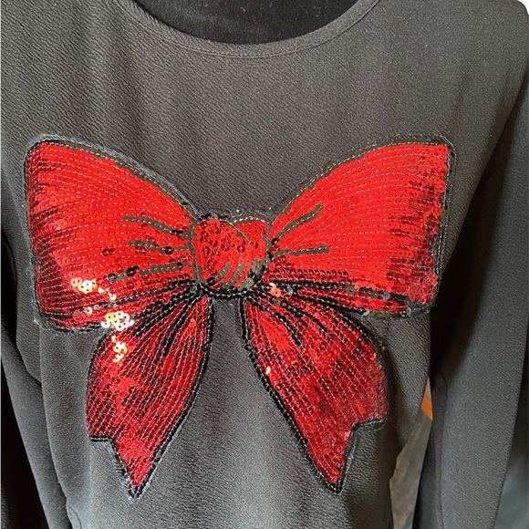 🎉2/20$ SHEIN red sequinned bow top♥️ - Picture 4 of 7